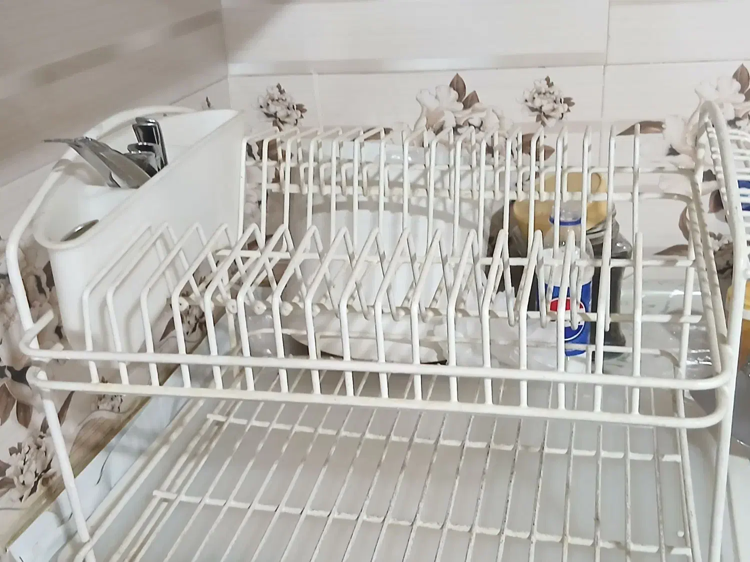 آبچکان|آب‌چکان و نظم‌دهنده ظروف|ملایر, |دیوار