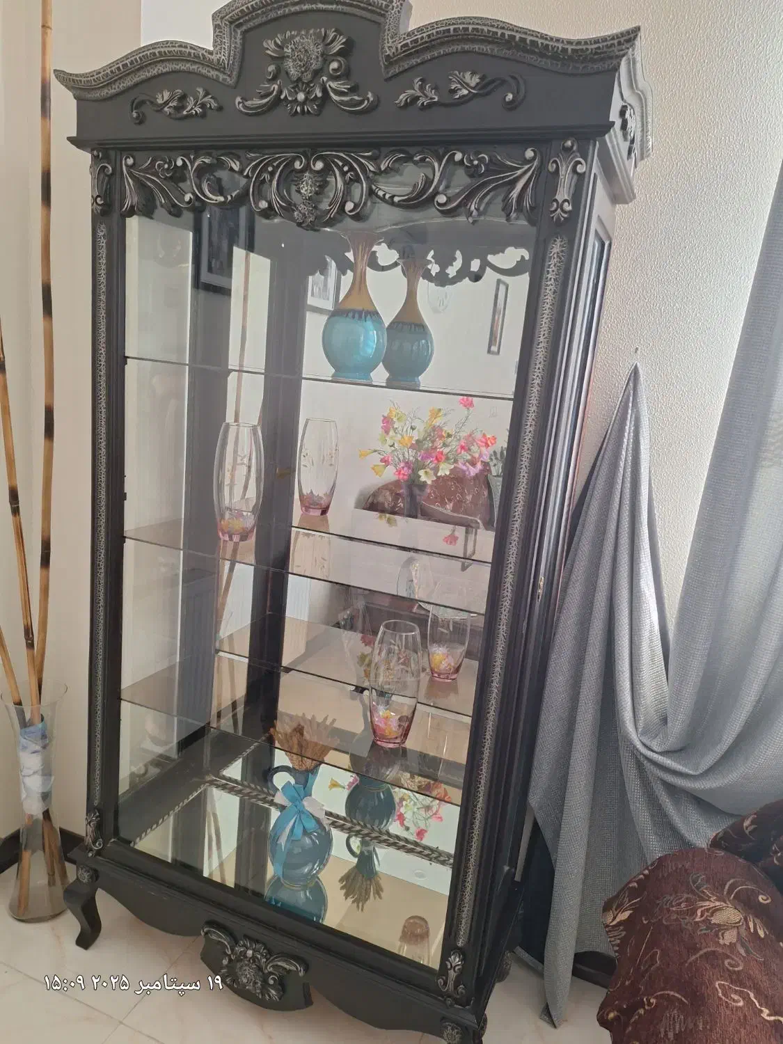 ویترین چوب اینه کاری دودرب باریک|بوفه، ویترین، کنسول|شاهینشهر, شهرک گلدیس|دیوار