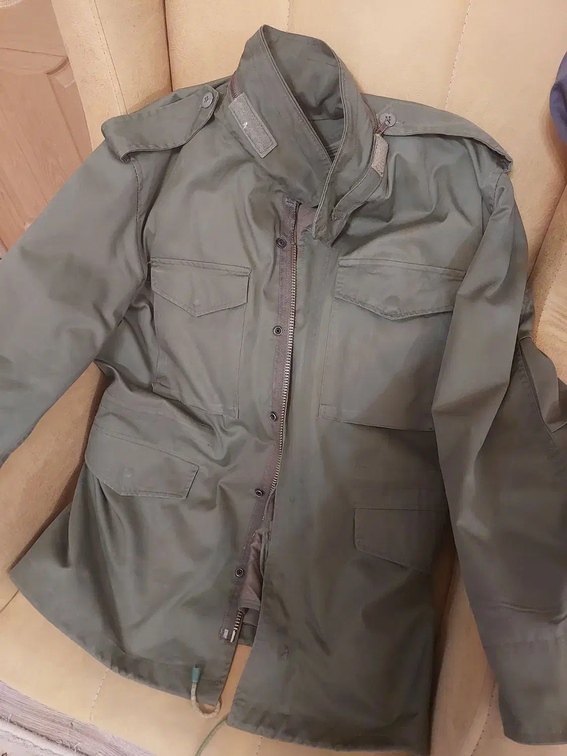 اورکت آمریکایی|لباس|ارومیه, |دیوار