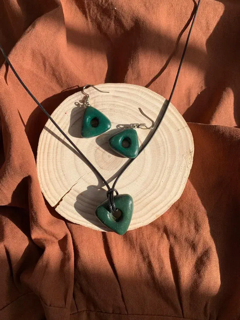 فروش عمده اکسسوری های خاص|بدلیجات|مشهد, شهرک مهر آباد|دیوار