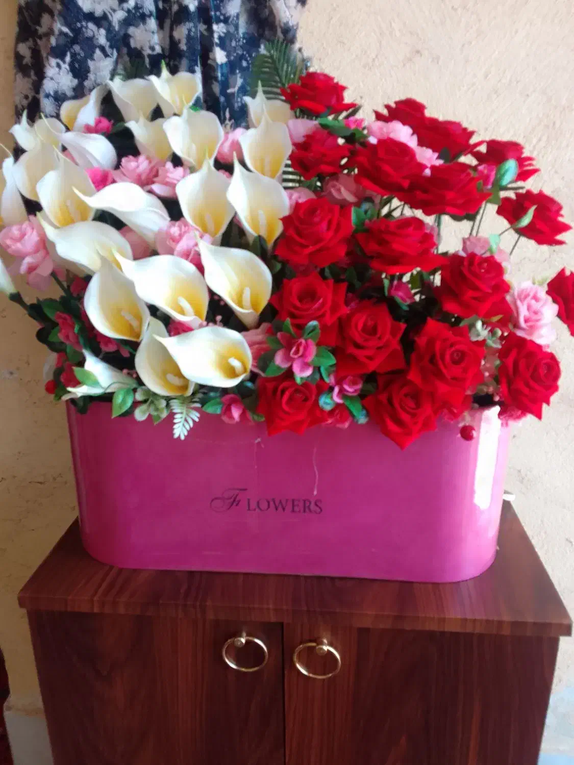 باکس گل|گل مصنوعی|شیراز, شهرک مهرگان|دیوار