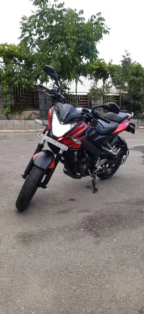 NS200 مدل95|موتورسیکلت|بومهن, |دیوار