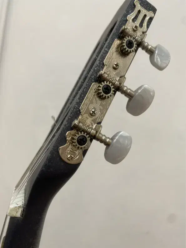 گیتار Diamond|گیتار، بیس، امپلیفایر|ایلام, |دیوار