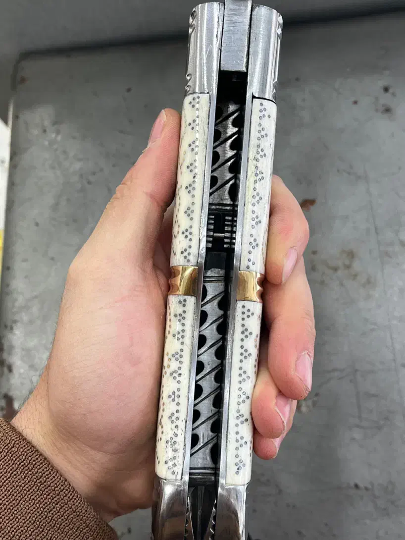 چاقوی بابا|کلکسیون اشیاء عتیقه|تبریز, |دیوار