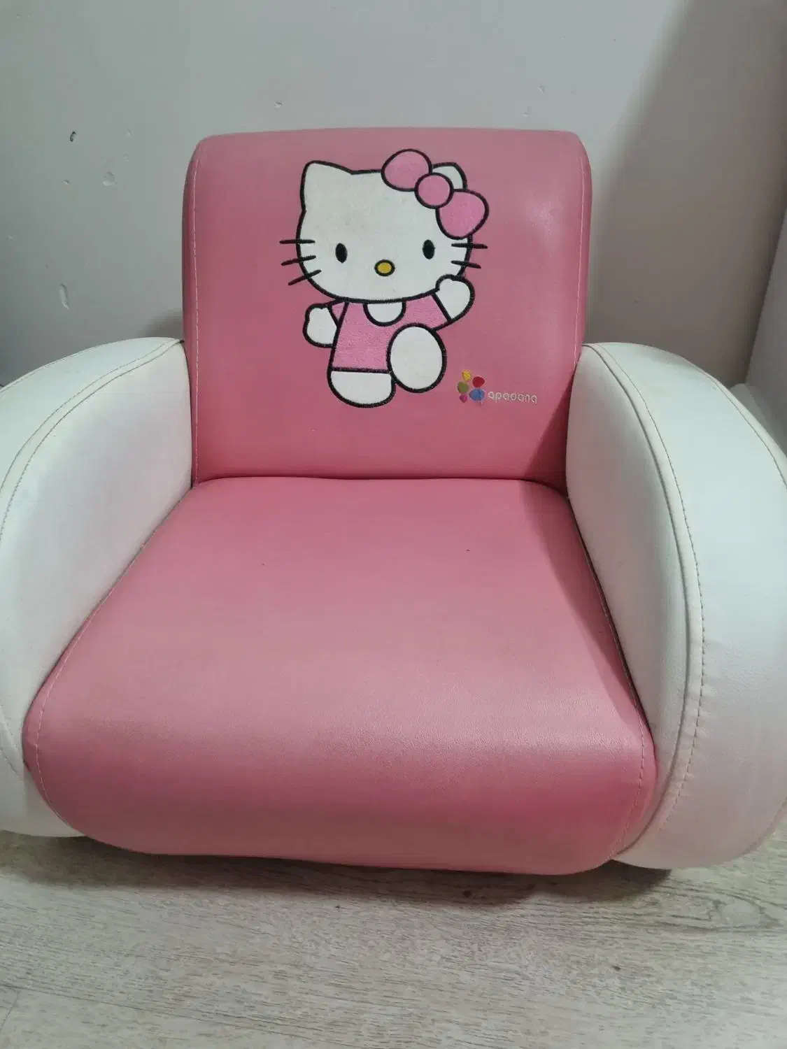 صندلی کودک|اسباب و اثاث بچه|شاهین‌شهر, عطار|دیوار