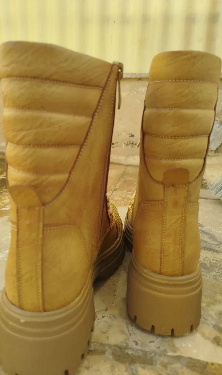 بوت|کیف، کفش، کمربند|سرپل ذهاب, |دیوار