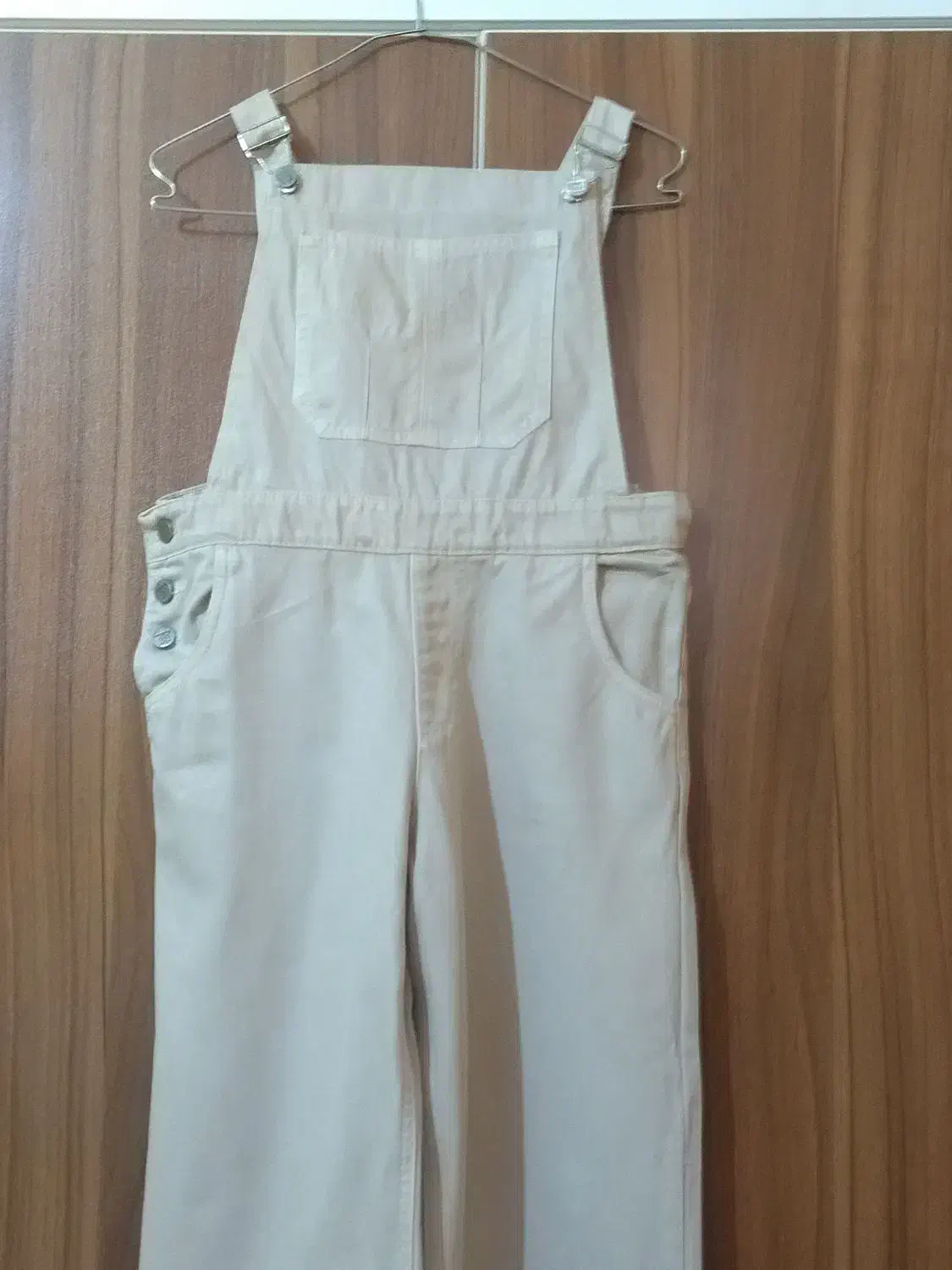 سرهم دخترانه|لباس|میانه, |دیوار