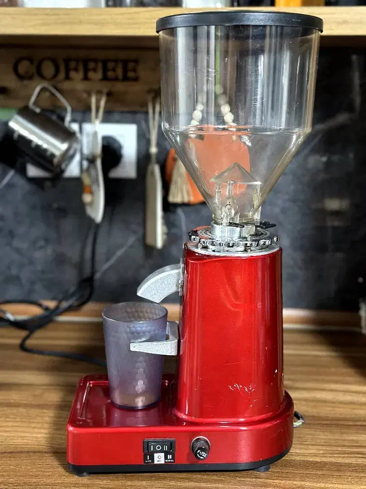 دستگاه آسیاب درحد نو|کافیشاپ و رستوران|رشت, نامجو|دیوار