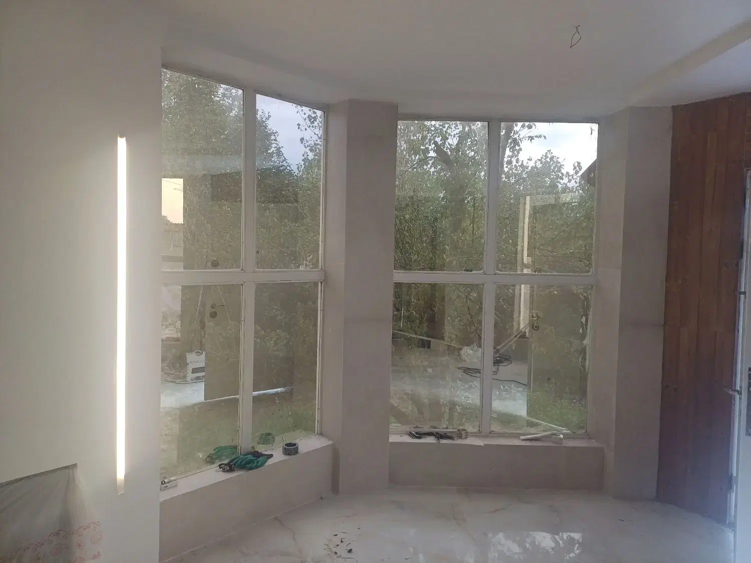 سرامیک کاری و سنگ کاری نما|خدمات پیشه و مهارت|املش, |دیوار