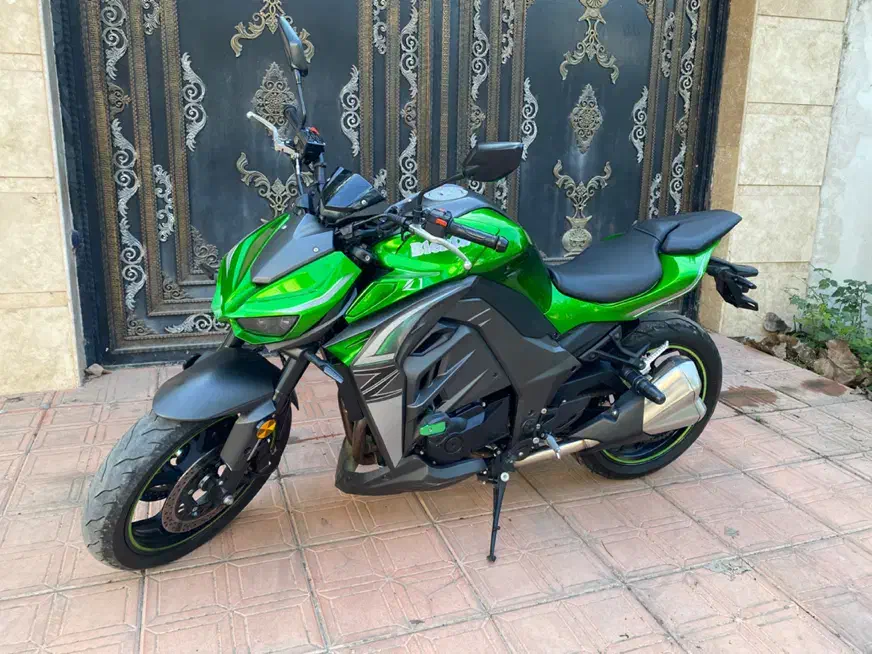 بلنتاZ1|موتورسیکلت|رشت, فلسطین|دیوار