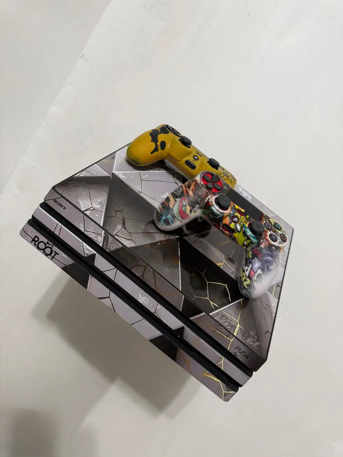 پلی استیشن 4 پرو PS4 pro|کنسول، بازی ویدئویی و آنلاین|ایلام, |دیوار