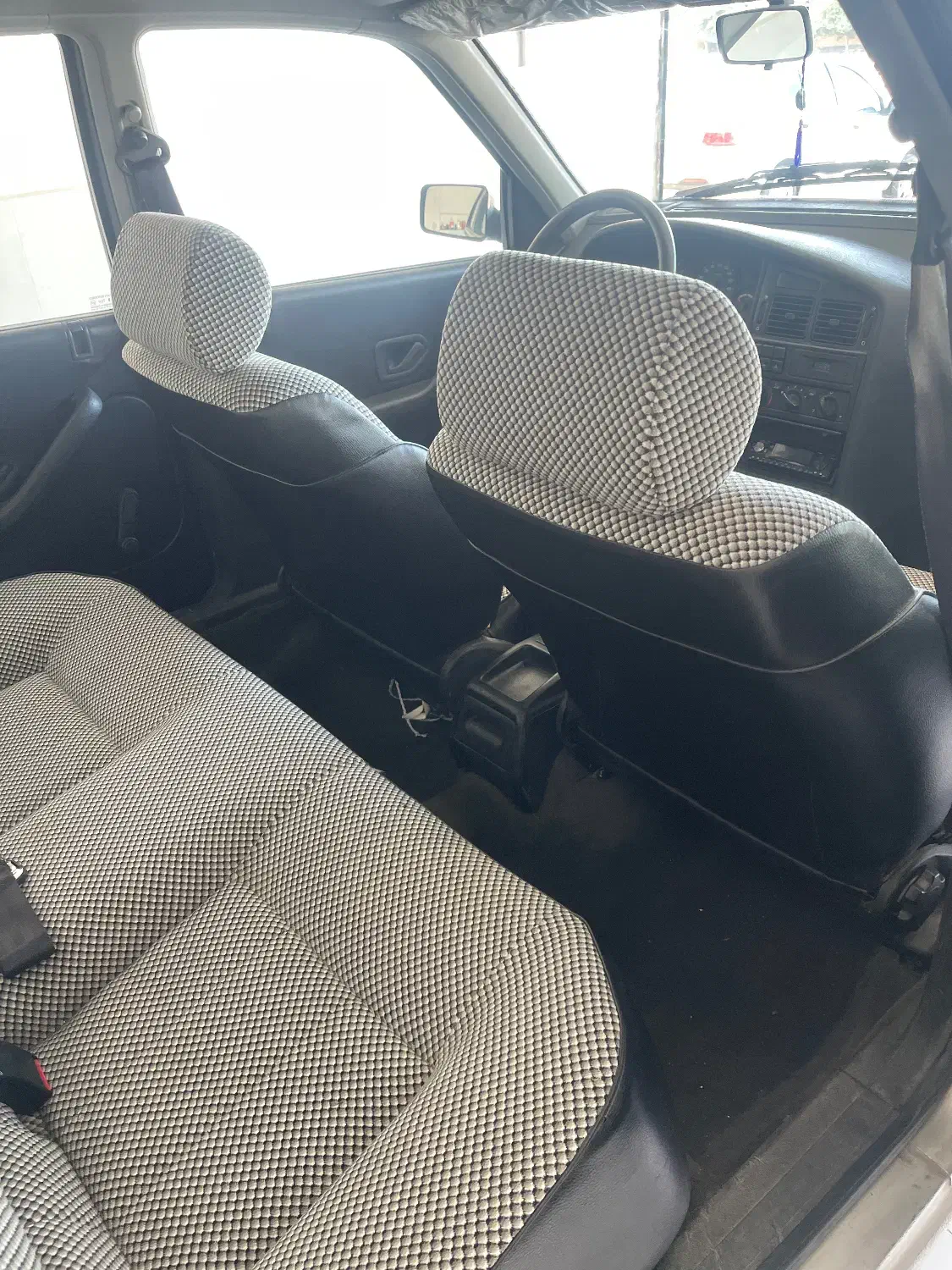 پژو ۴۰۵ در حد خشک مدل ۸۵|خودرو سواری و وانت|گرگان, |دیوار