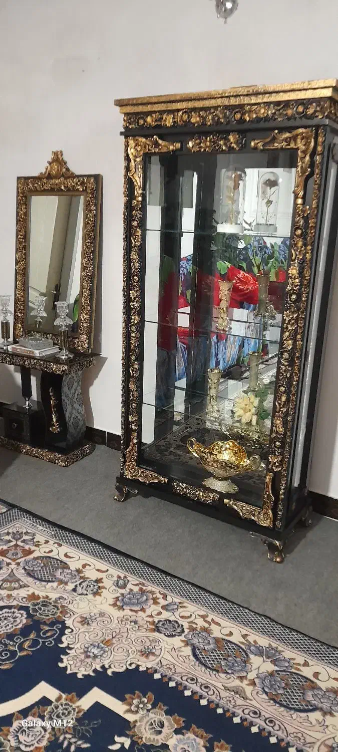 آینه و شمعدان وبوفه سالم|بوفه، ویترین، کنسول|میاندوآب, |دیوار