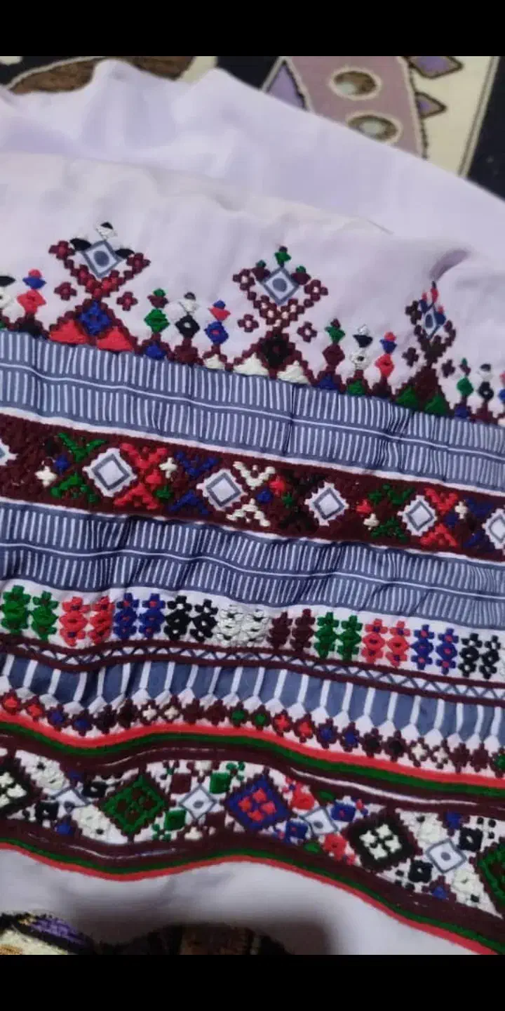 دوچگر موسوم|لباس|هامون, |دیوار