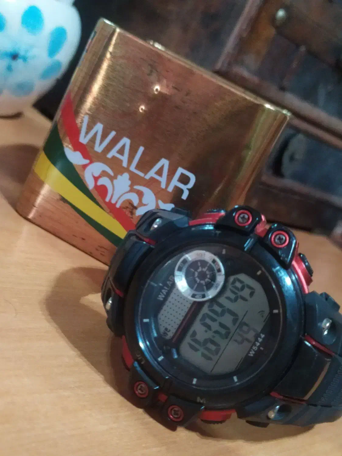 ساعت دستی|ساعت|بندر انزلی, گمرک|دیوار