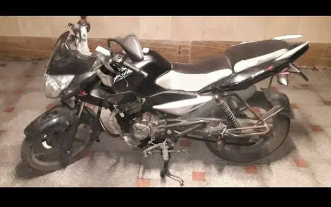 پالس ۱۳۵|موتورسیکلت|تهران, تهران‌نو|دیوار