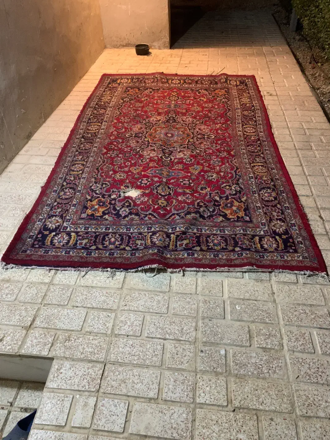 فرش دستبافت فروش فوری|فرش|تاکستان, |دیوار