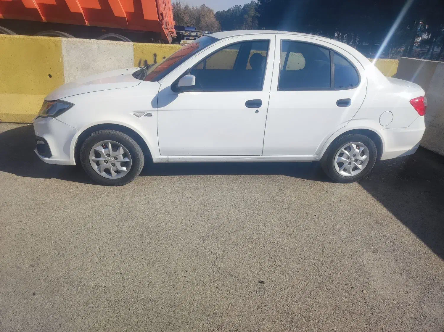 ساینا S  خونگی 85 گانه مدل1402 درحد صفر|خودرو سواری و وانت|مبارکه, |دیوار