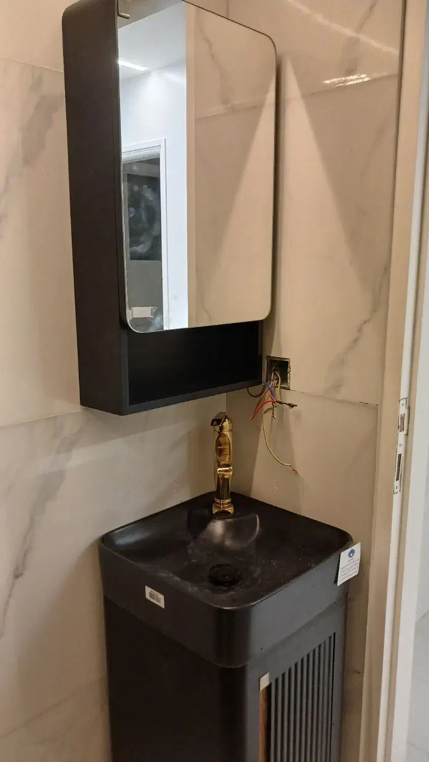 لوله کشی آب و فاضلاب ساختمان .انجام کلیه نصبیات|خدمات پیشه و مهارت|اصفهان, عطار نیشابوری|دیوار