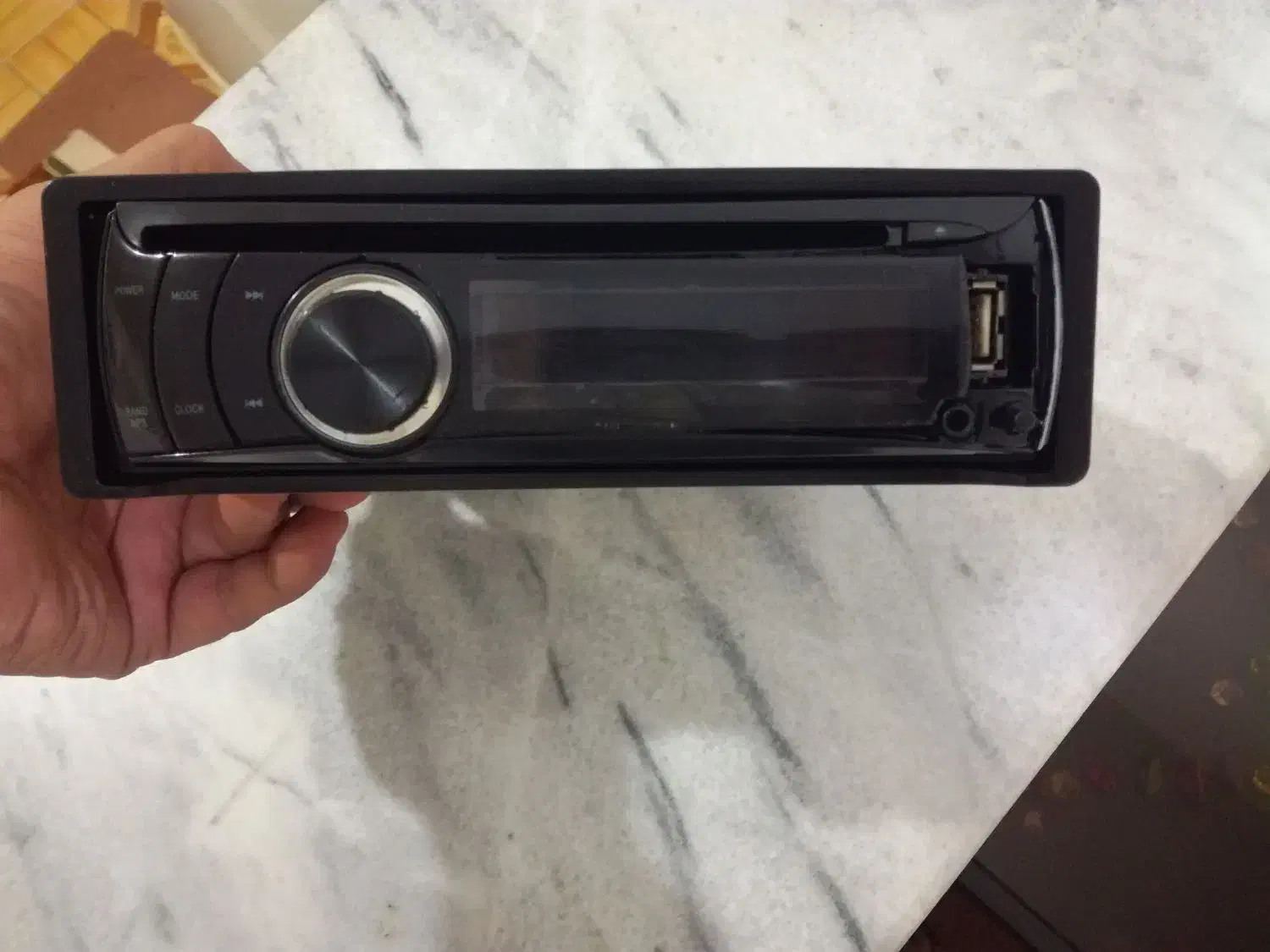 کیف|کیف، کفش، کمربند|قروه, |دیوار