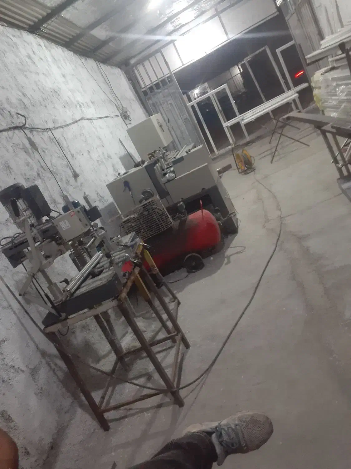 کارگاه تولید درب وپنجره دوجداره|مصالح و تجهیزات ساختمان|ایذه, |دیوار