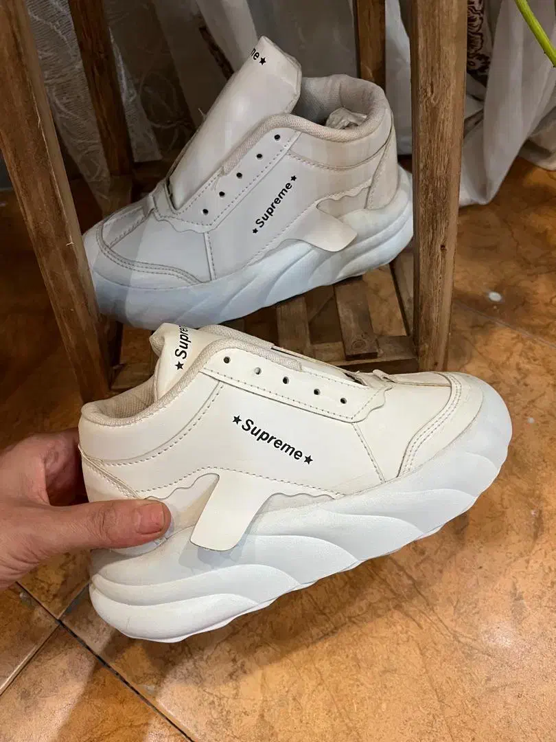 کتونی زنانه و بچگانه زیر قیمت|کیف، کفش، کمربند|اندیشه, اندیشه فاز ۳|دیوار