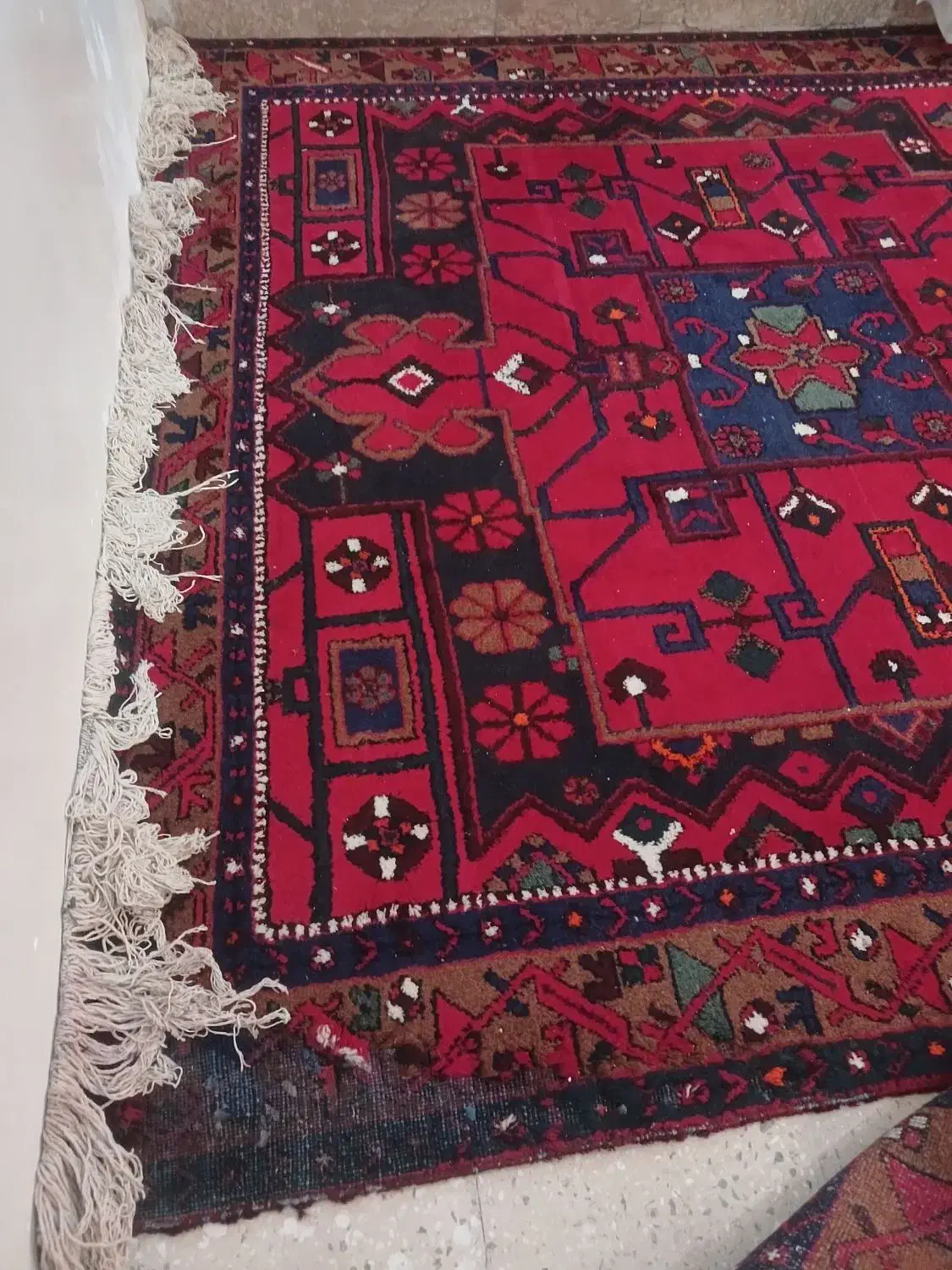 فرش دستباف قدیمی|فرش|فارسان, |دیوار