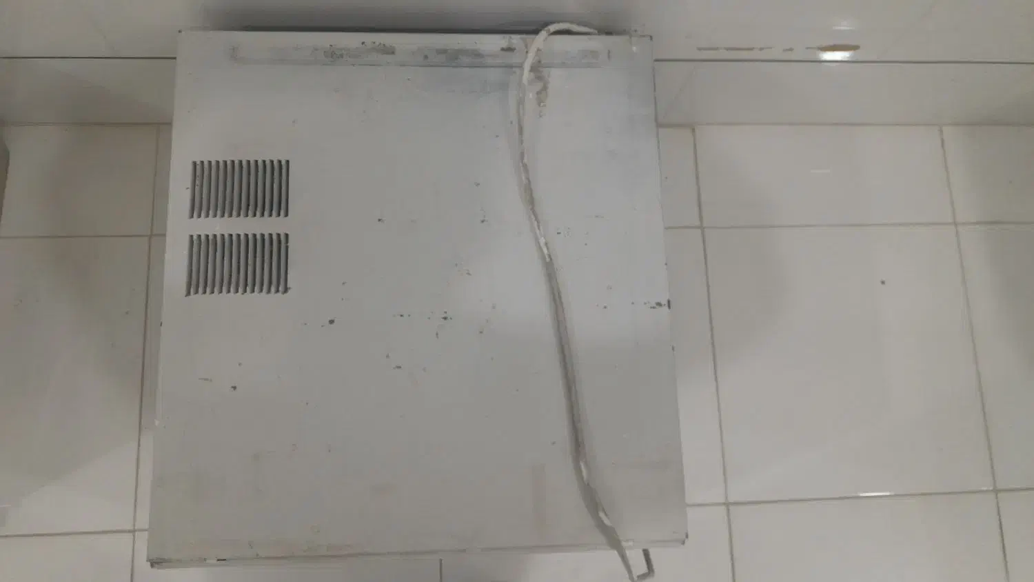 کولر گازی سالم سالم|کولر گازی و فن‌کوئل|چاه ورز, |دیوار