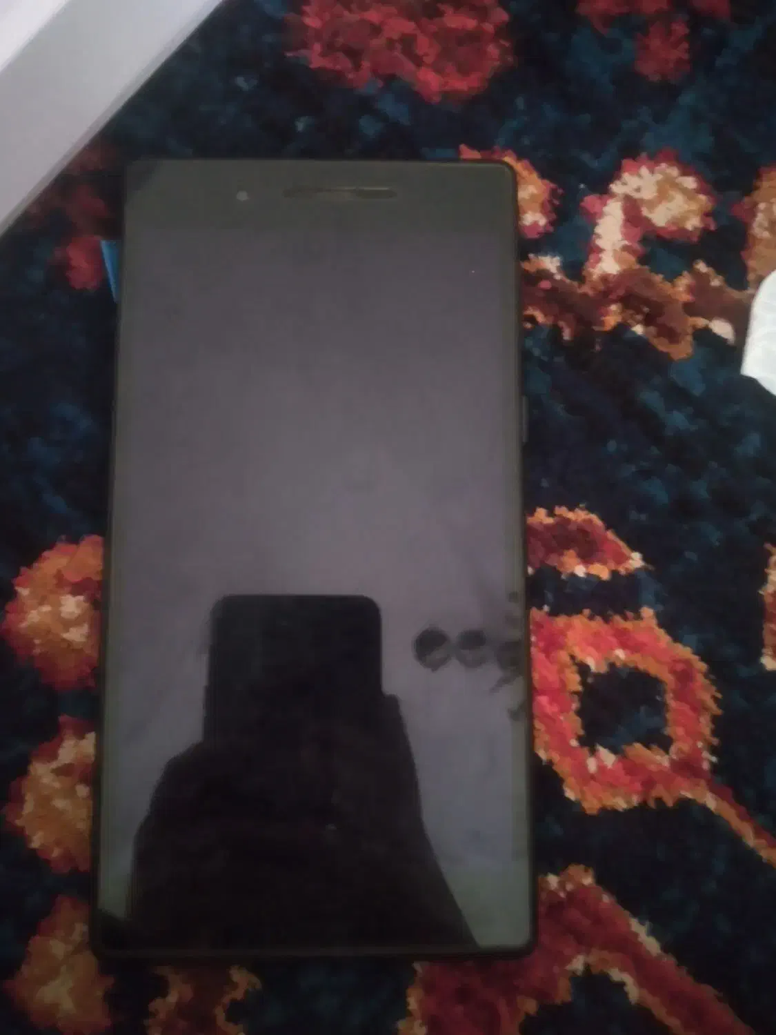 تبلت لنوو|تبلت|مشهد, هفت تیر (حافظ)|دیوار