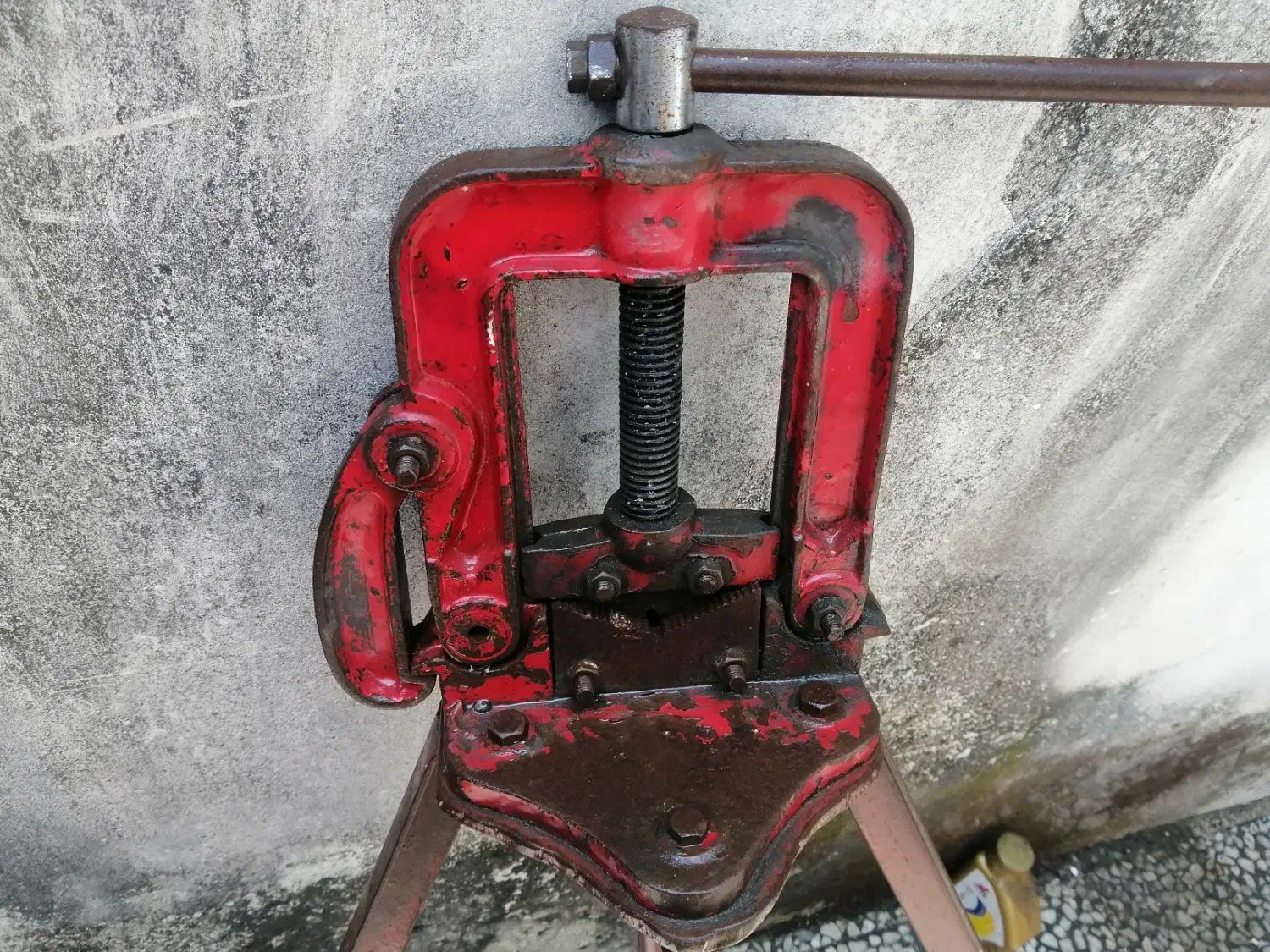 گیره لوله کشی محکم|ابزارآلات|بندر انزلی, باغ زمانی|دیوار