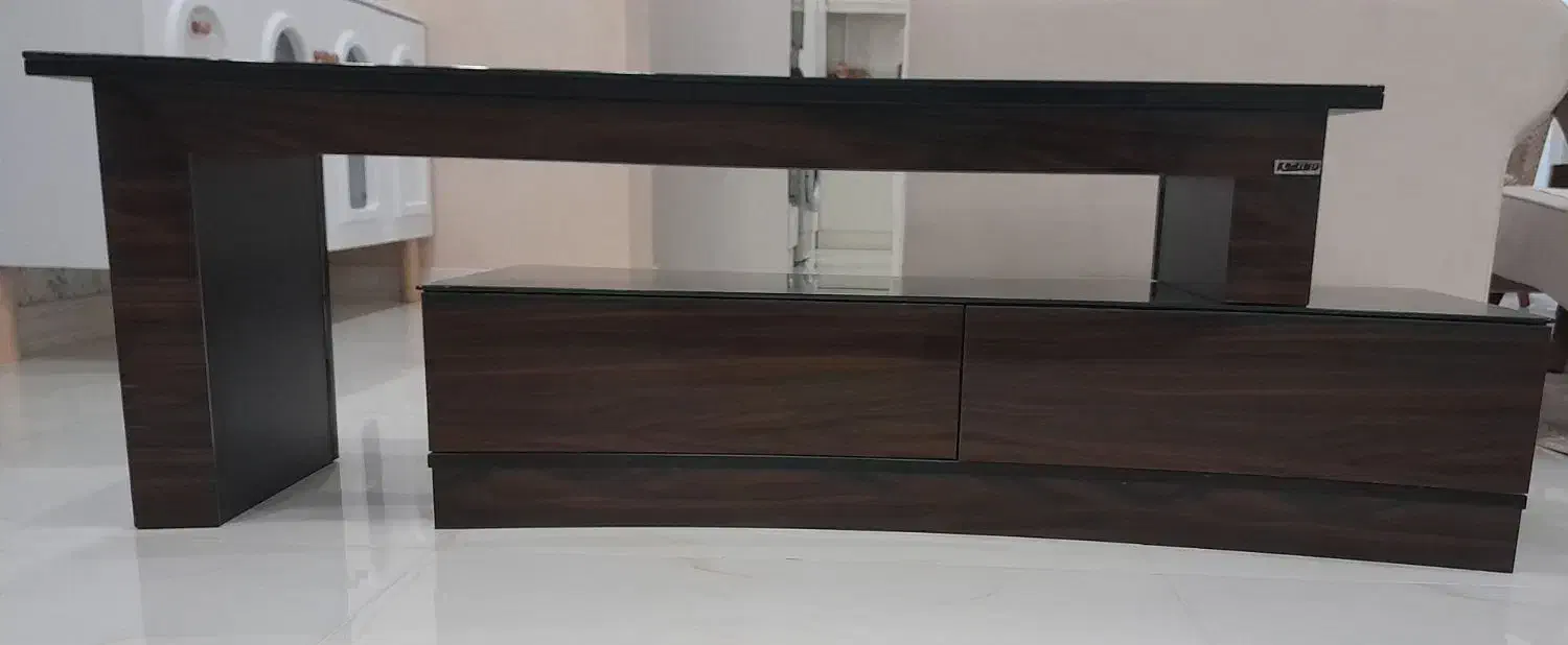 میز تلوزیونی برند KARINO هایگلاس|میز تلویزیون|رشت, لاکانی|دیوار