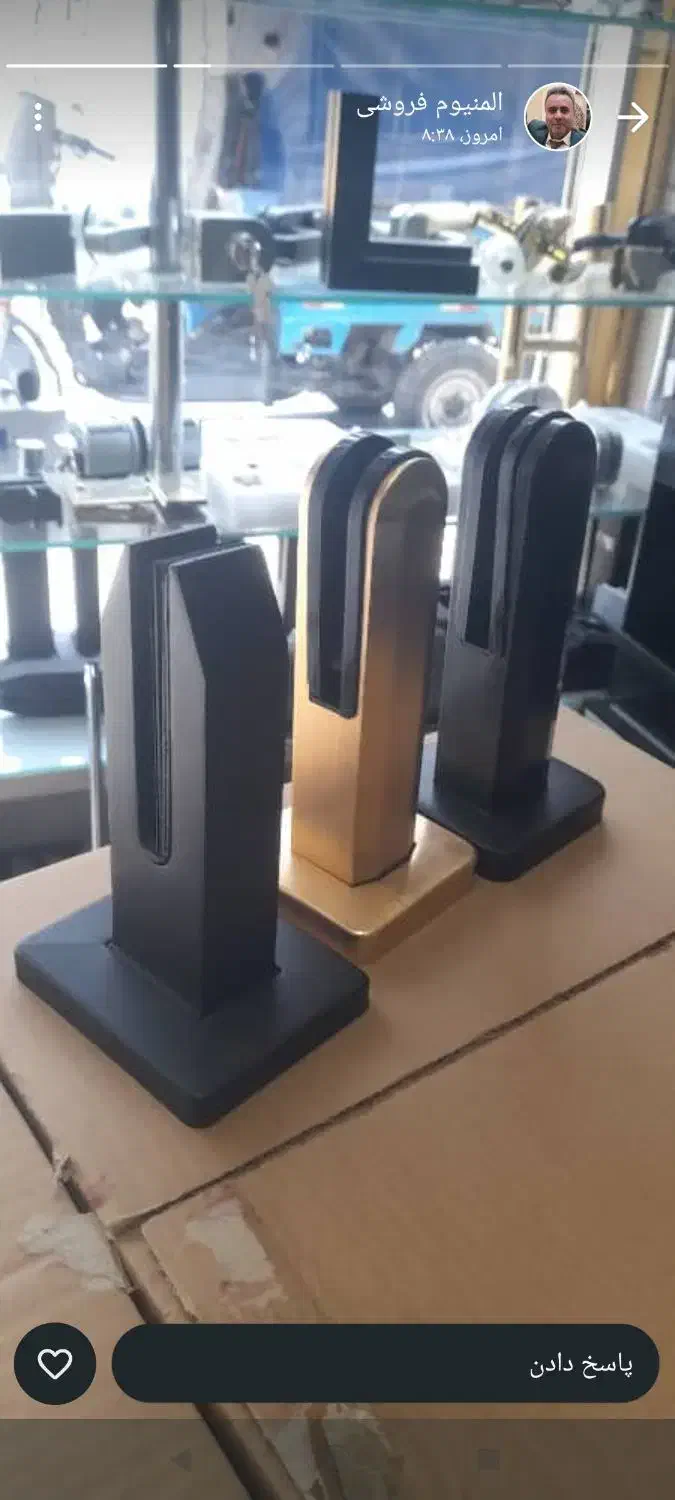 تولیدواجراانواع شیشه درب اتومات کرکره|خدمات پیشه و مهارت|قشم, |دیوار