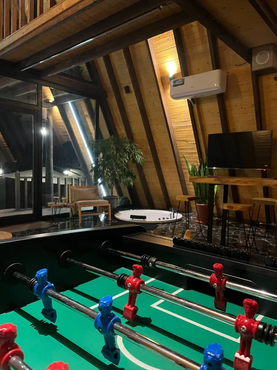 اجاره کلبه سویسی جکوزی دار سرپوشیده|اجارهٔ کوتاه‌مدت ویلا و باغ|بابلسر, |دیوار