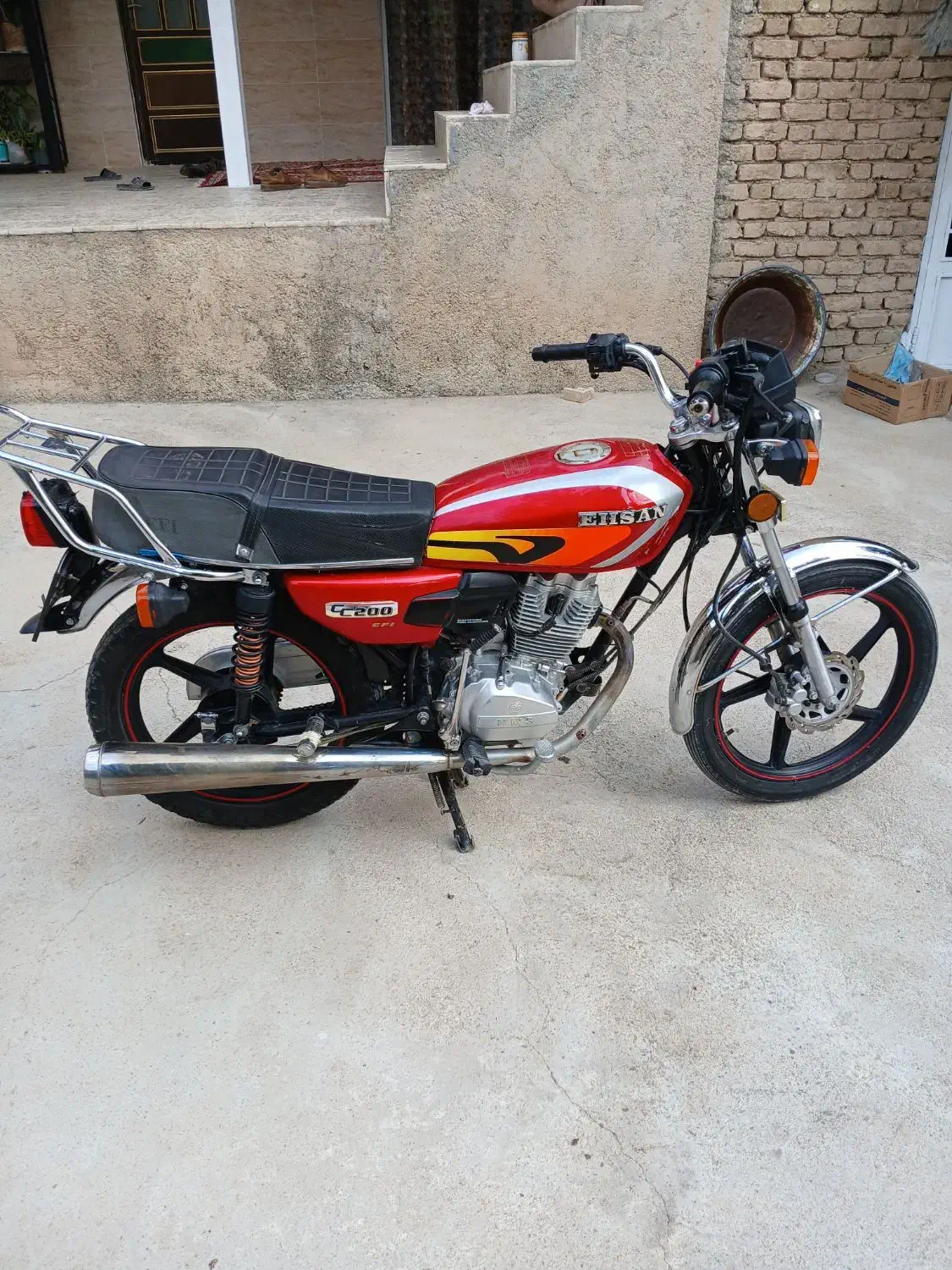 احسان تیزپر نیکتاز۴۰۲|موتورسیکلت|آشخانه, |دیوار