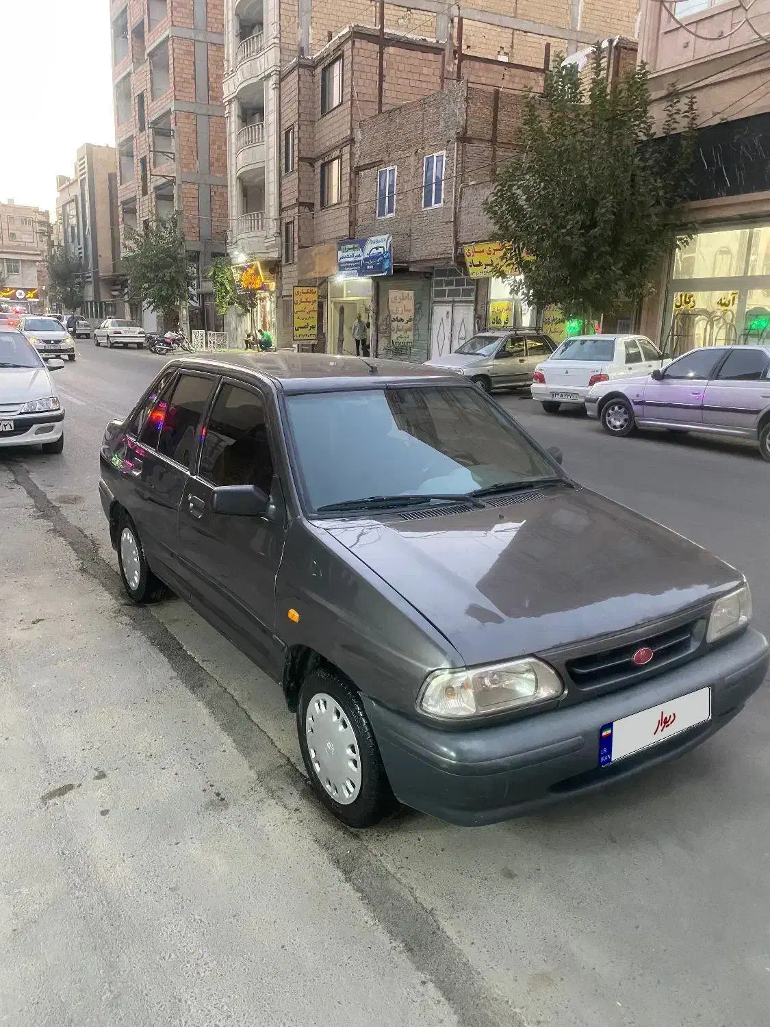 پراید ۱۳۱خاکستری|خودرو سواری و وانت|بهارستان, |دیوار