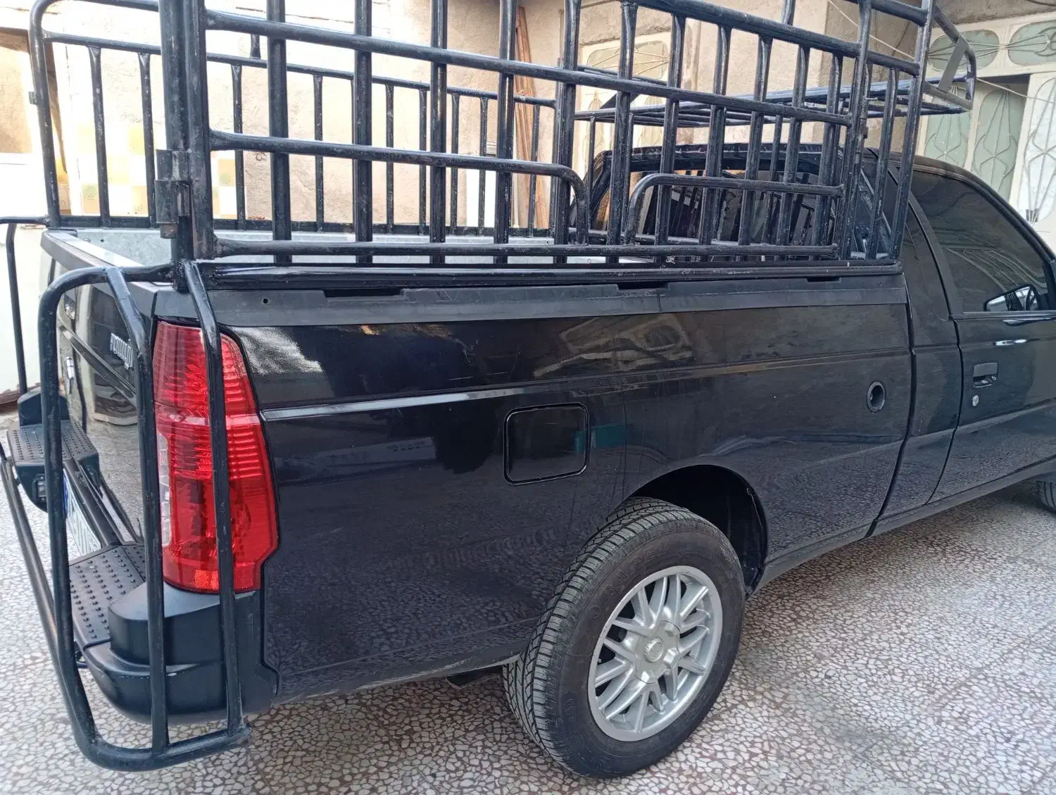 ماشین اریسان|خودرو سواری و وانت|رامشیر, |دیوار