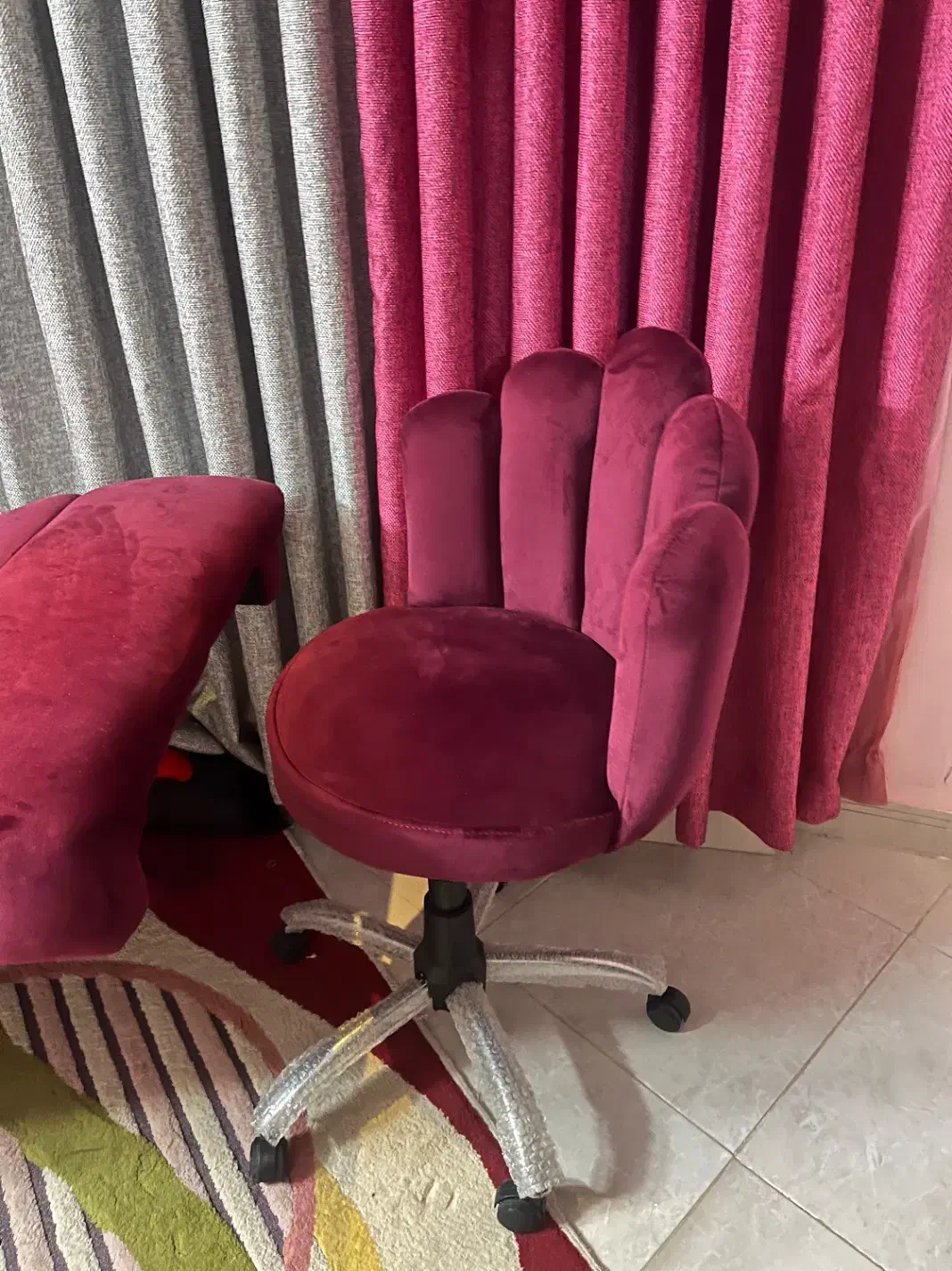 تخت و صندلی مژه کار|آرایشگاه و سالنهای زیبایی|گنبد کاووس, |دیوار