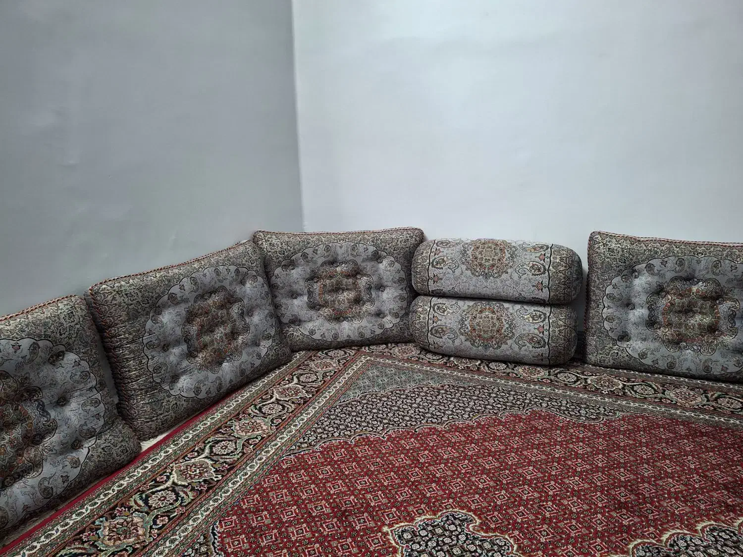 پشتی خلیجی|پشتی|اهواز, پادادشهر|دیوار