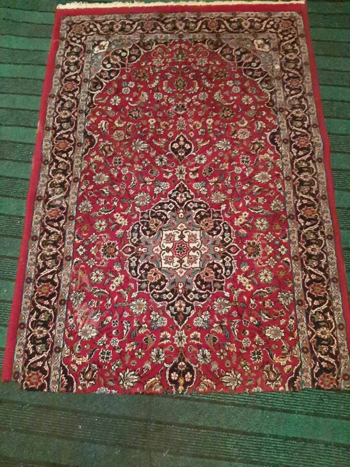 فرش کناره|فرش|تهران, آذری|دیوار