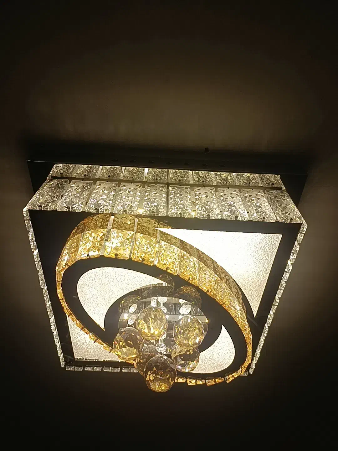 لوستر ریموت دار|لوستر و چراغ آویز|اردبیل, |دیوار