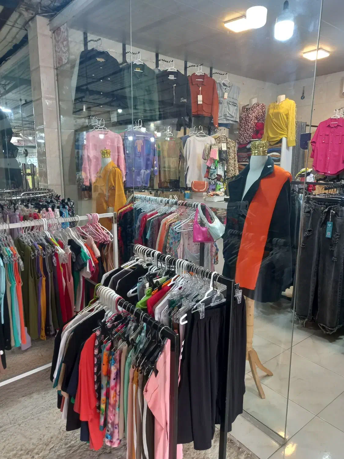 فروش کلیه اجناس بعلت تغییر شغل|فروشگاه و مغازه|بندر انزلی, گیلار|دیوار