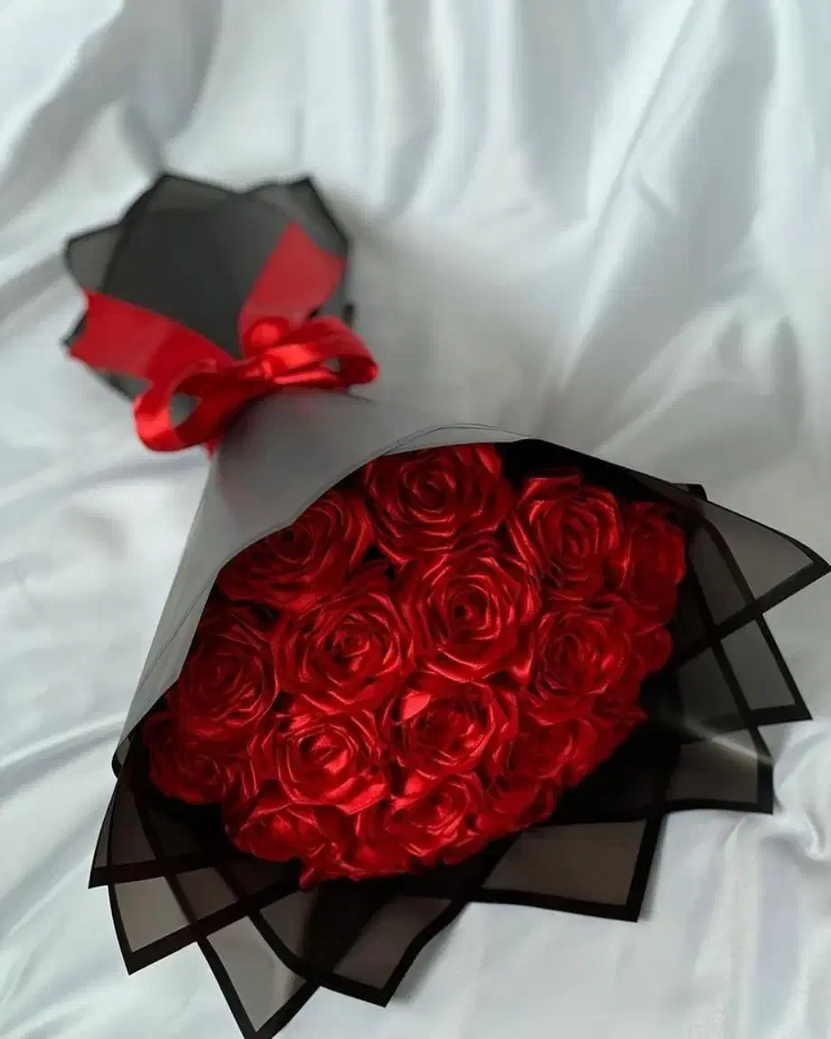 دست گل ماندگار|گل مصنوعی|خرمآباد, |دیوار