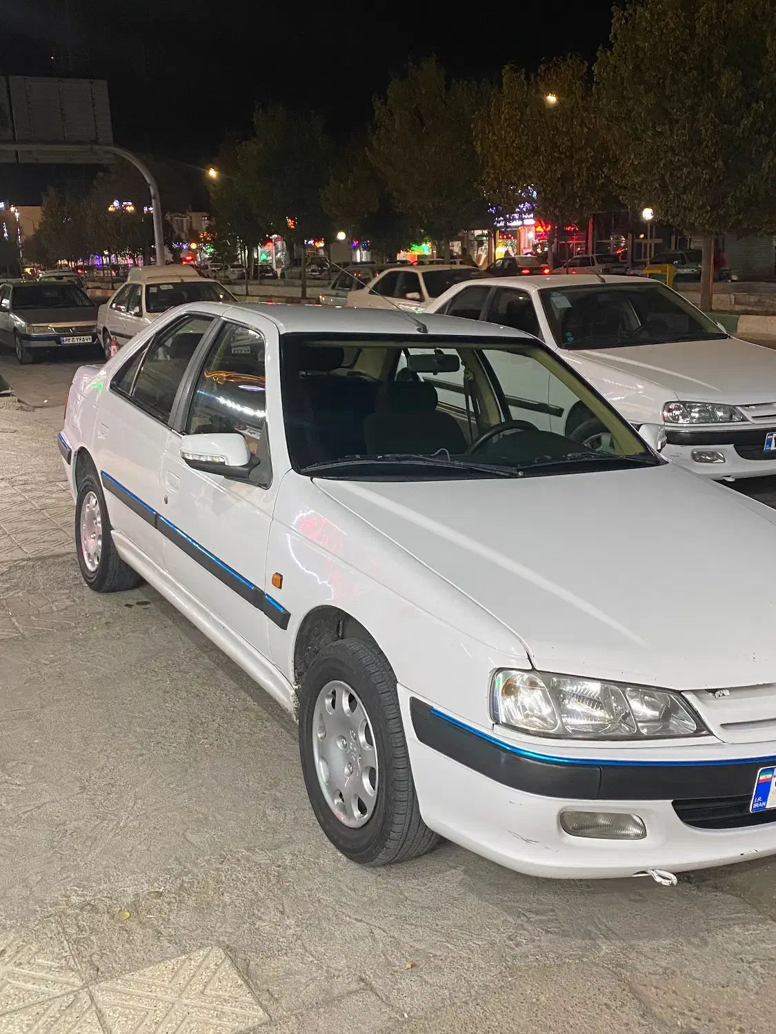 پژو‌پارس|خودرو سواری و وانت|قوچان, |دیوار