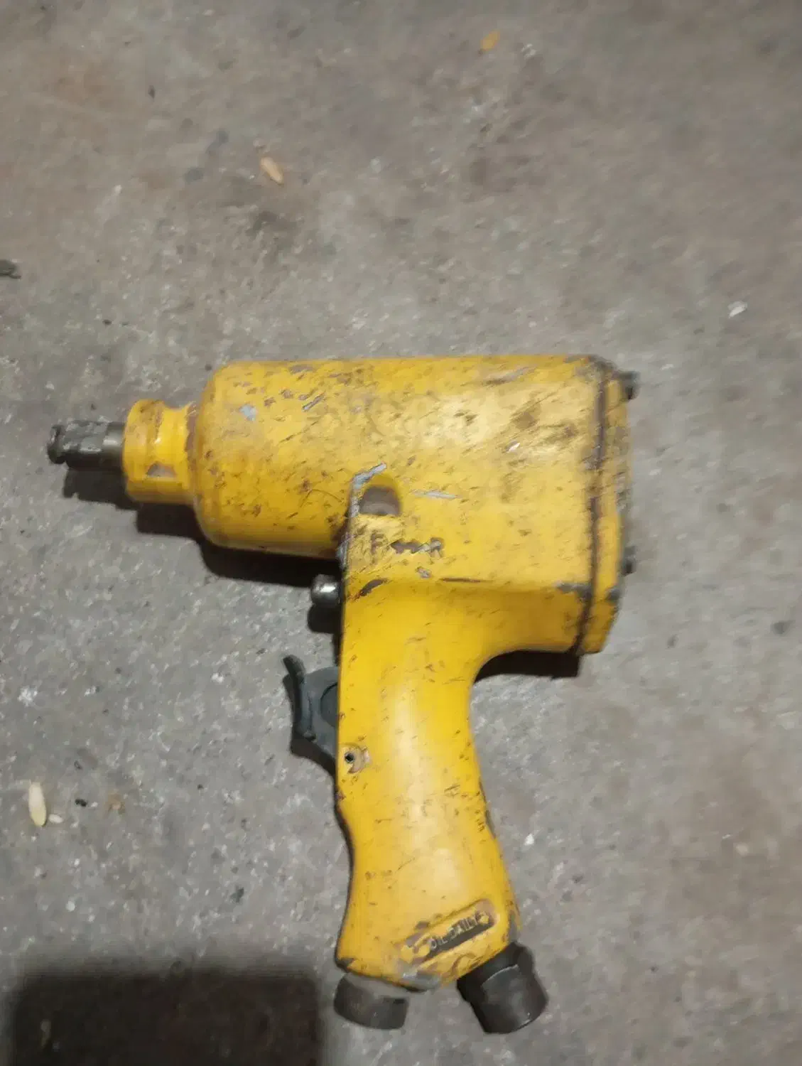 آچار بادی|ابزارآلات|تربت جام, شاهد|دیوار