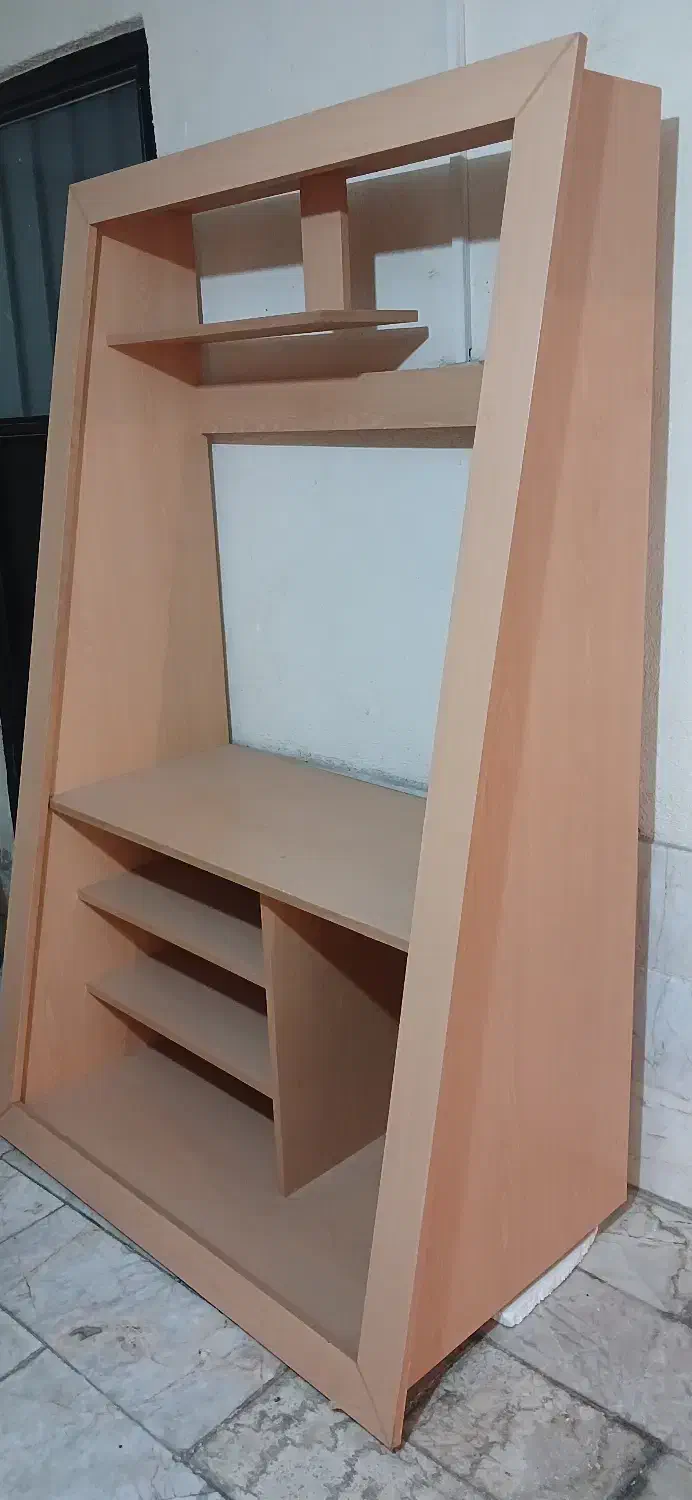 تلویزیون سالم به همراه میز تلویزیون|تلویزیون و پروژکتور|تهران, امیریه|دیوار