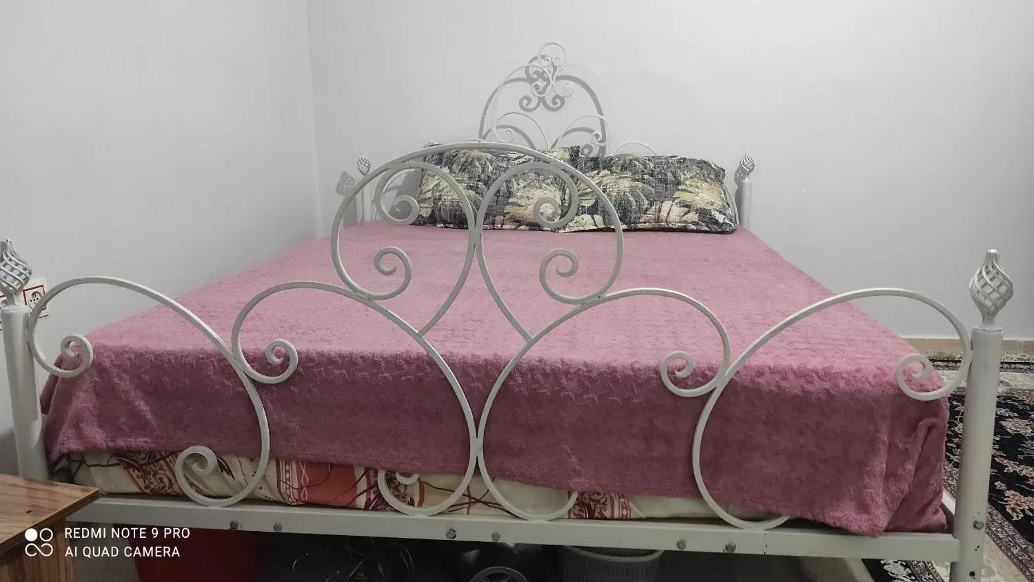 تخت خواب دونفره فلزی|تخت و سرویس خواب|کرمانشاه, |دیوار