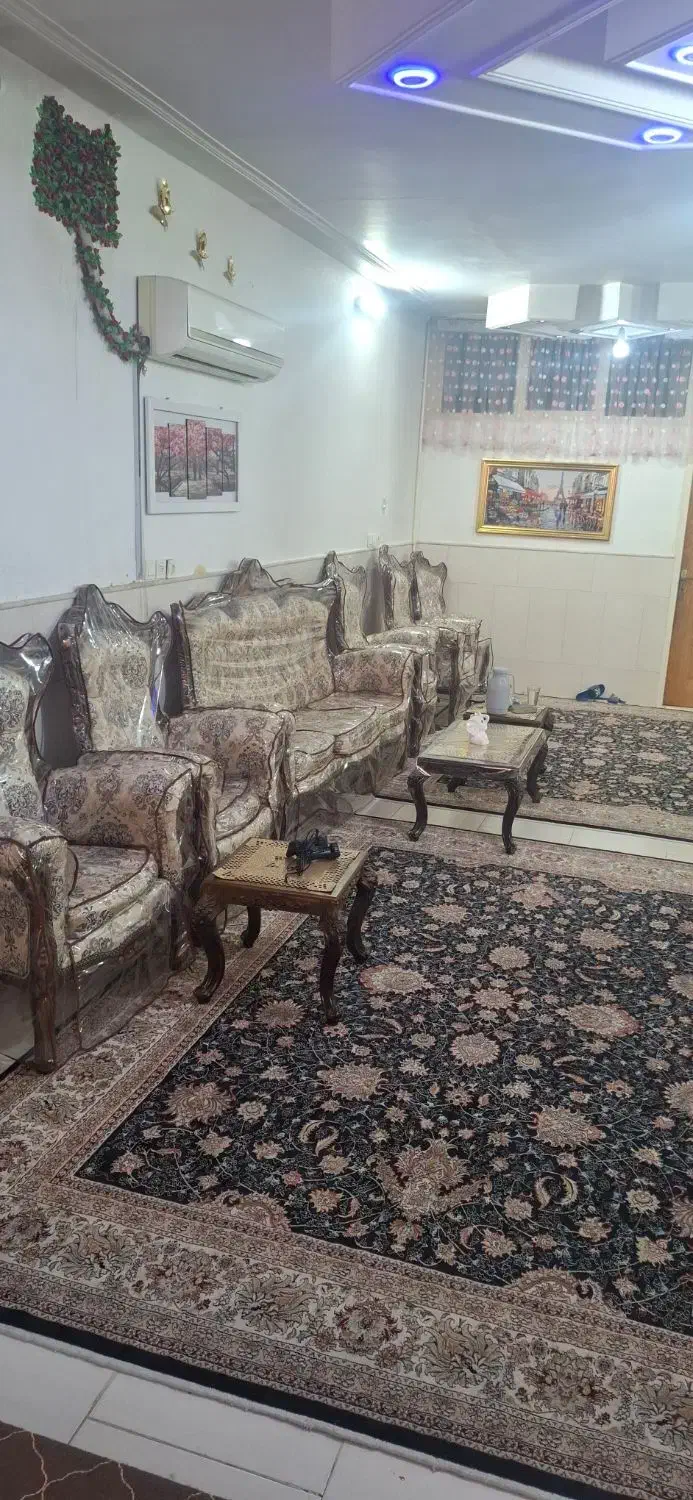 ملک ویلایی 3 طبقه شمالی معاوضه دارم.|فروش خانه و ویلا|قم, علی آباد سعدگان|دیوار