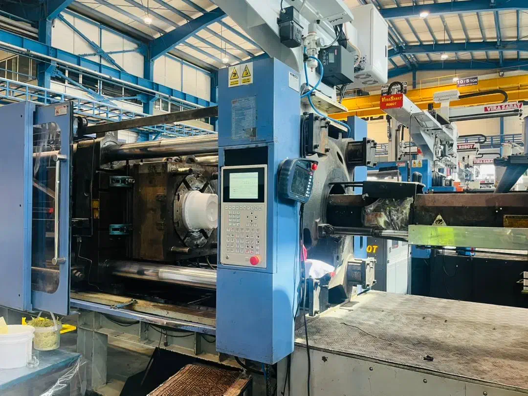 دستگاه تزریق پلاستیک 568 تن NBM|ماشینآلات صنعتی|تهران, هاشمآباد|دیوار