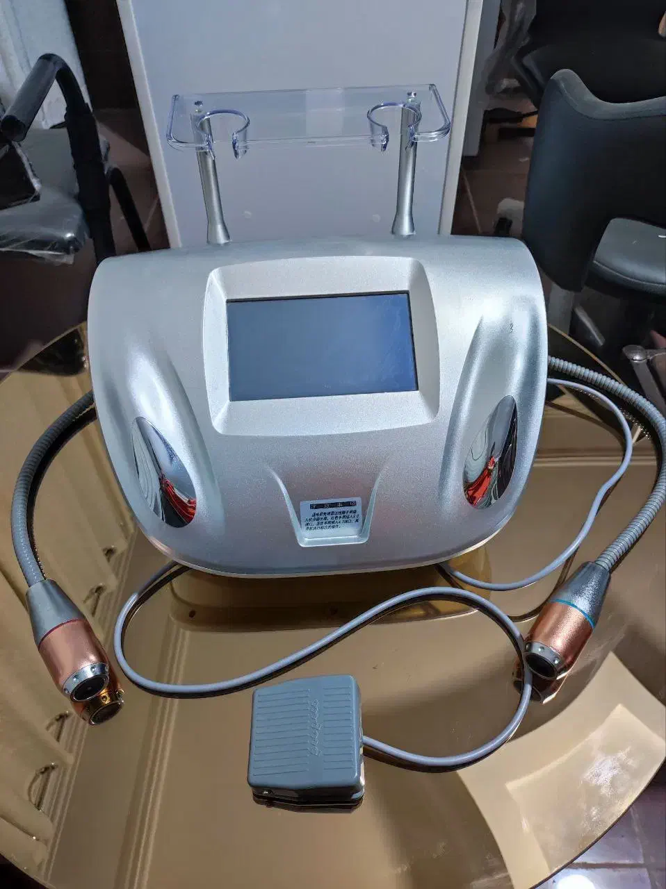 دستگاه هایفو وی مکس|آرایشی، بهداشتی، درمانی|گراش, |دیوار