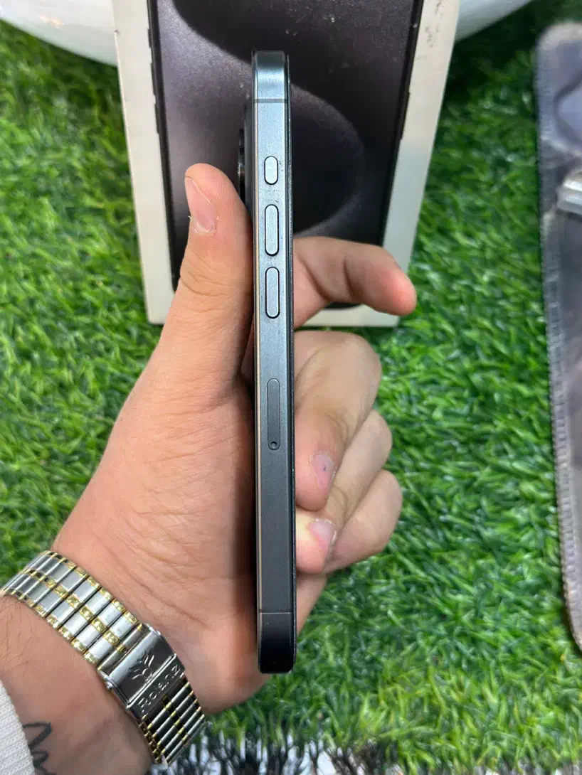 iPhone 15 pro حافظه 256 باریجستر|موبایل|کرج, گوهردشت|دیوار